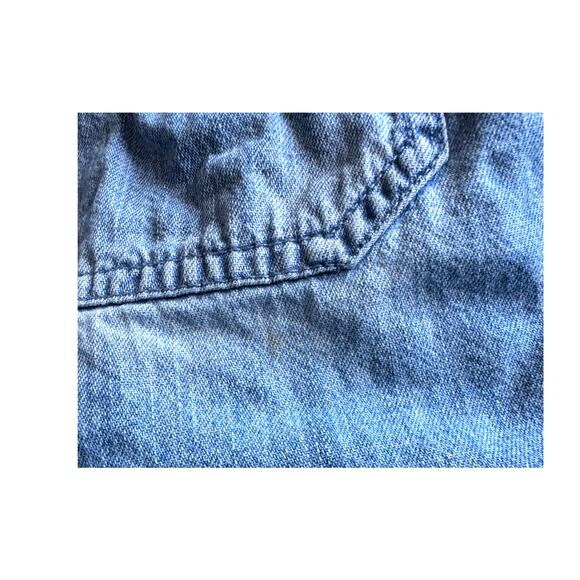 American Eagle Distressed Denim Button-Up Shirt Fun Patches | Size M - Picture 6 of 6